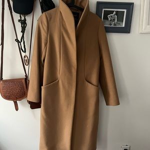 (Never worn) Wilfred Cacoon Long Coat from Aritzia!!!